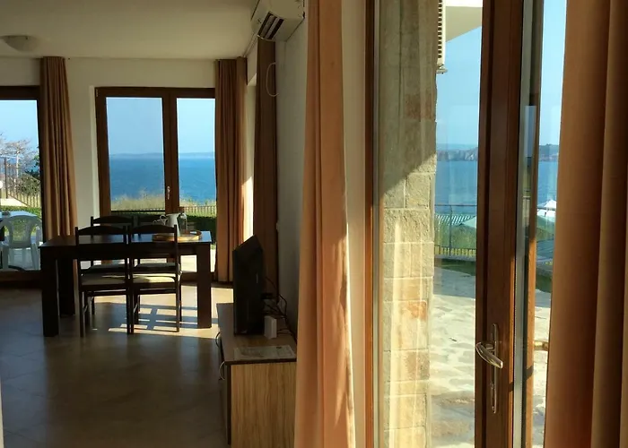 Апартаменты Seaside *