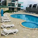 Panoramic Sea View With Pool Apartament